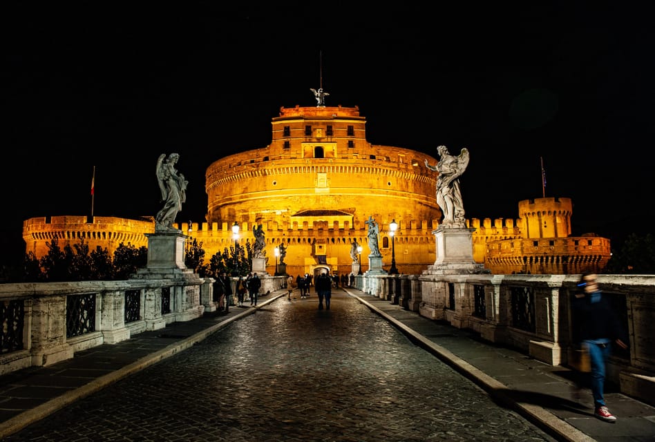 Rome: Guided Haunted Rome Ghost Tour with Dowsing Rods - The dowsing-rod element: fun, interactive, and slightly chaotic in a good way