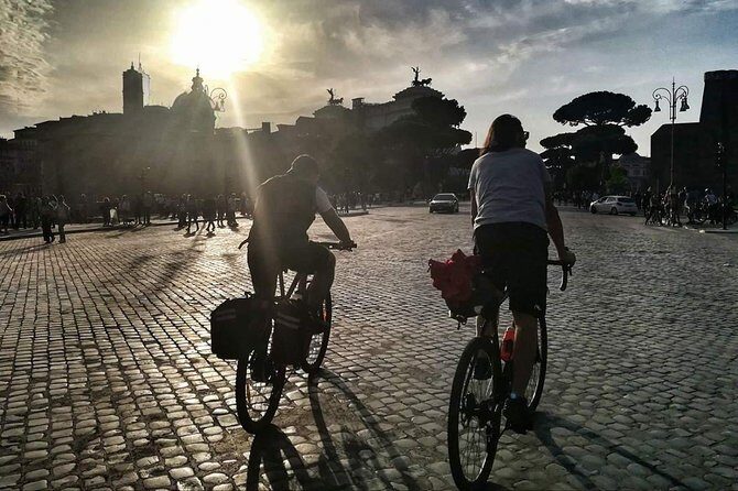 Rome: Guided Sunset E-Bike Tour – Historic Center - Stop-by-stop: from Circus Maximus to Piazza del Popolo