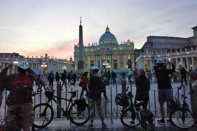 Rome: Guided Sunset E-Bike Tour – Historic Center - The guide matters: what to expect from Alessio, Daniella, and Daniela