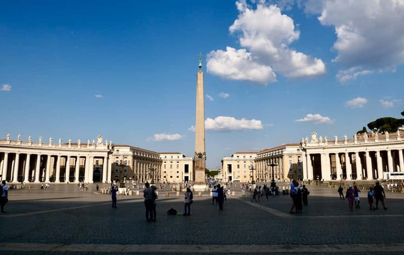 Rome: Guided Tour of St. Peter's Basilica, Grottoes & Square - Inside St. Peter’s Basilica: Marble, Mosaics, Pietà, and the 98.5-Foot Canopy