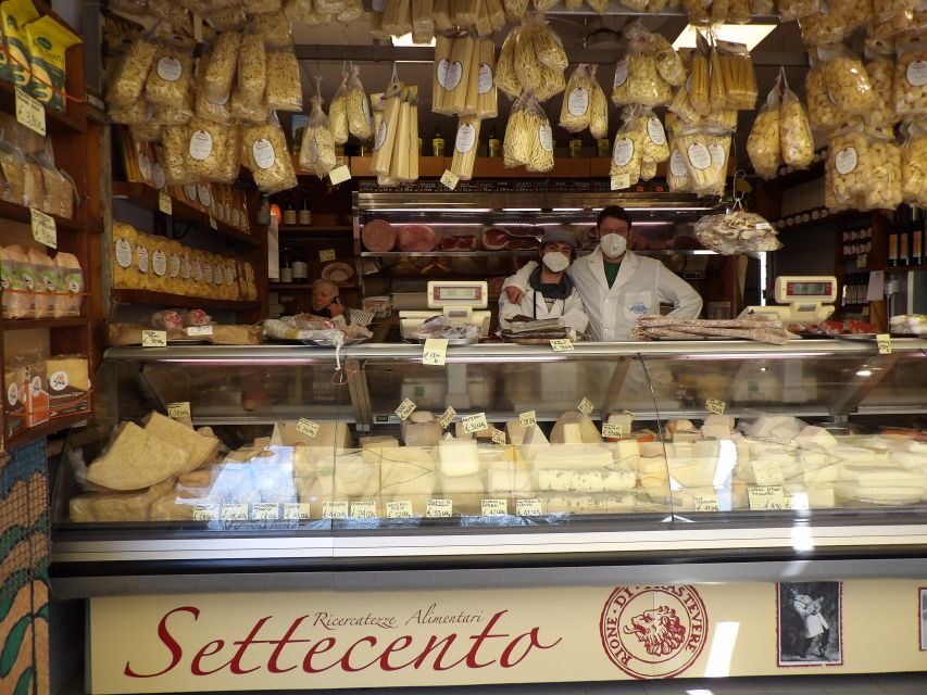 Rome: Guided Walking Tour and River Boat Ride - Pantheon area with 1 hour of freedom: snack, wander, repeat