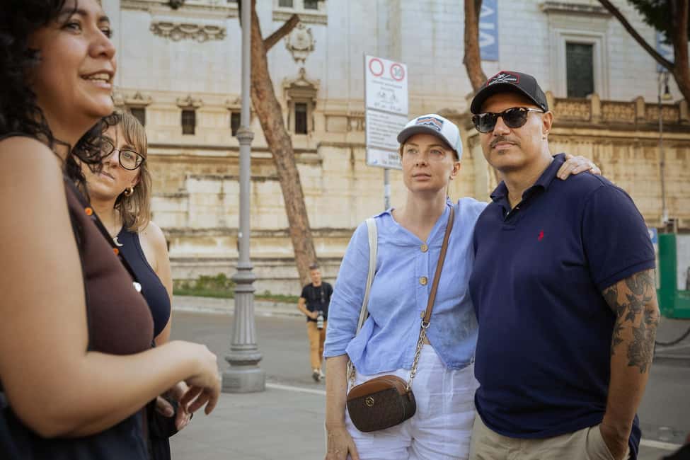 Rome: Guided Walking Tour in English or Spanish - A Two-Hour Rome Night Walk With Real Central-Route Value