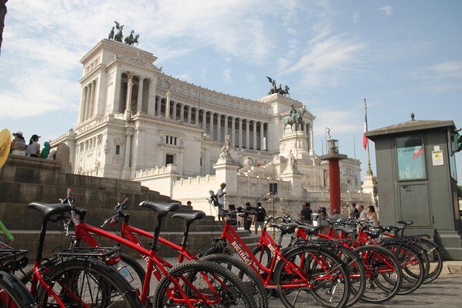 Rome Highlights Bike Tour 3 Hour City Cycling Experience - Stop 2: Mercati di Traiano and the imperial “office” idea