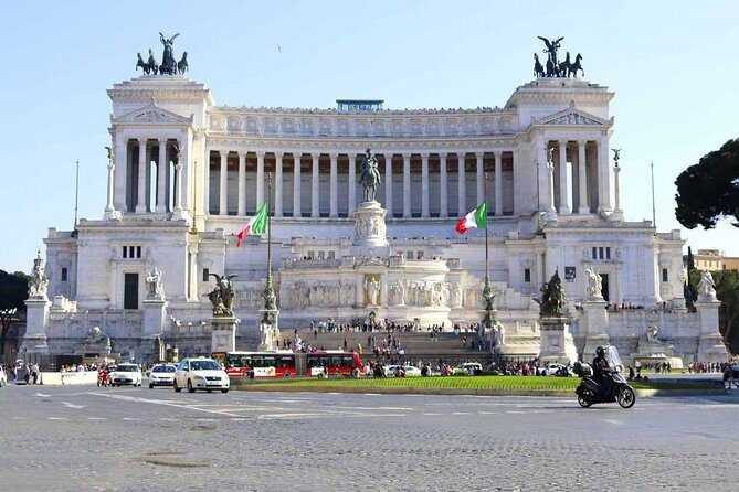Rome Highlights Private Tour: Fall in Love with the Eternal City - Spanish Steps and Via Condotti: stairs or shade, both work