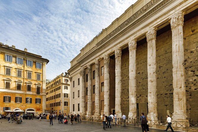 Rome Highlights Tour Squares and Fountains Stroll Through History - St. Angelo Bridge and Castel Sant’Angelo Views: The Tiber Finale
