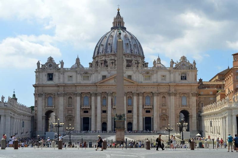 Rome: Highlights Vatican & Colosseum in 1 Day - The tour value: two landmarks, one day, fewer wasted hours