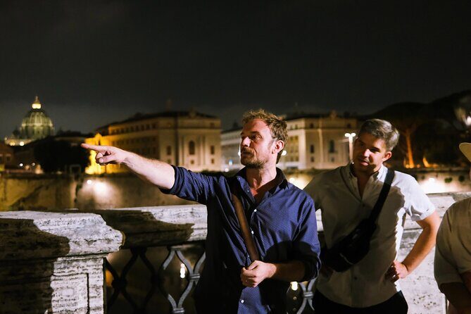 Rome Historical True Crime Tour - The 8:00 pm Timing: Night Stories, Night Navigation