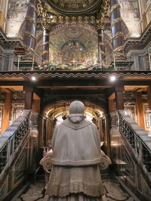 Rome: Holy Door and the Relics of Christ Guided Tour - Why a Holy Door relic tour feels different in Rome