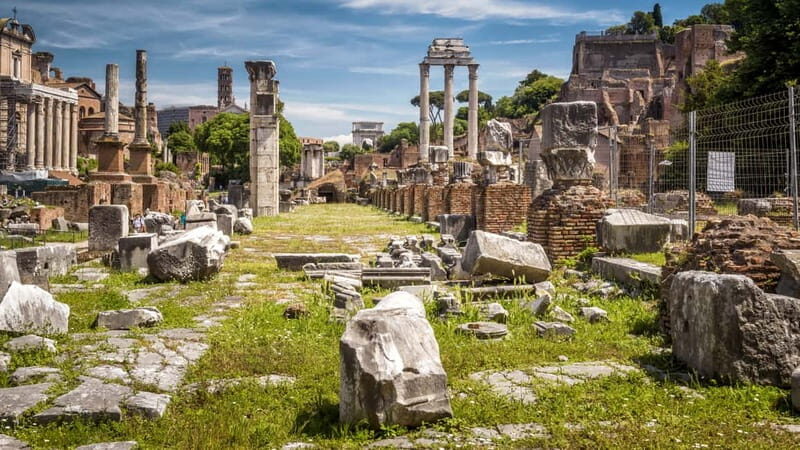 Rome: Hop-on Hop-off Bus and Colosseum, Ancient Rome Tour - Who should book this tour (and who should skip it)