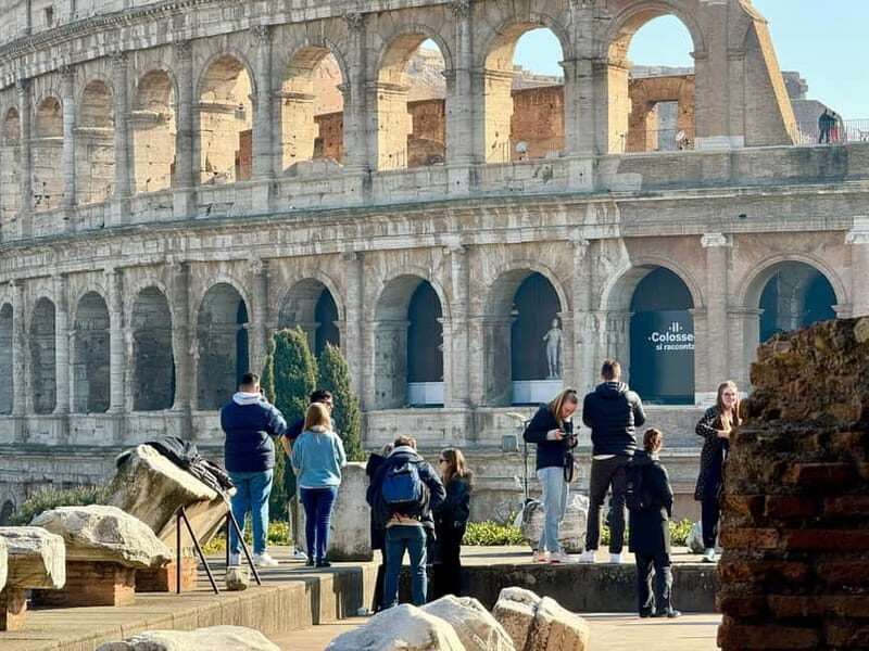 Rome: Hop-on Hop-off Bus and Colosseum, Ancient Rome Tour - How this hop-on bus pairs with the Colosseum day