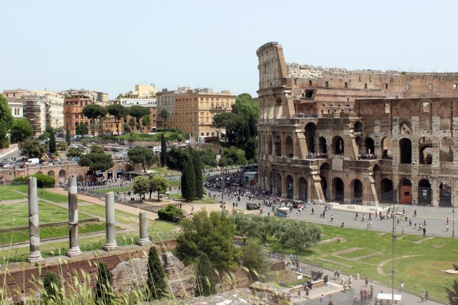 Rome: Hop-On Hop-Off Bus, Roman Forum & Colosseum Tour - The Hop-On Hop-Off Bus: Use It to Build Your Second Half-Day