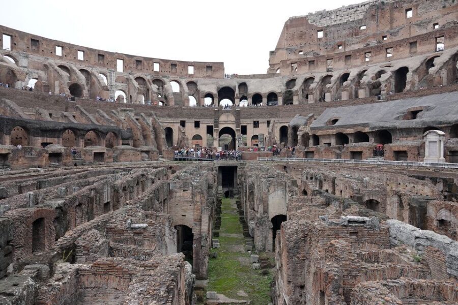 Rome: Hop-On Hop-Off Bus, Roman Forum & Colosseum Tour - Small Group Size: Why Limited to 10 Can Matter