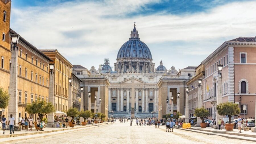 Rome: Hop-on-Hop-off Bus with Vatican and Sistine Chapel - Key highlights at a glance