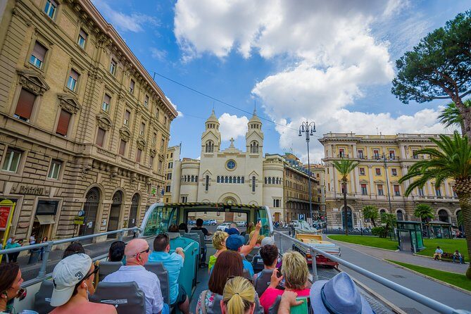 Rome Hop On Hop Off Open Bus + Vatican Museum Sistine Chapel Tour| Fast Track - Meeting point reality: 30 minutes early is non-negotiable
