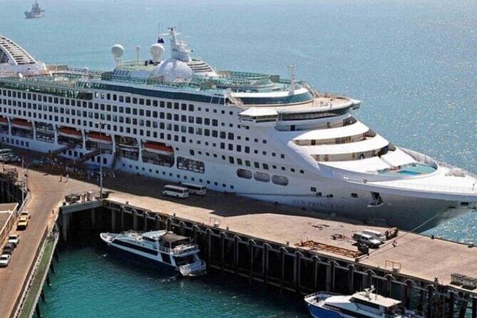 Rome Hotel to Civitavecchia Cruise Ship Port Private Transfer - Pickup in Rome: How You’ll Find Your Chauffeur