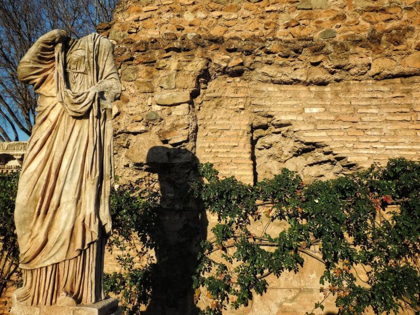 Rome: Houses of Augustus and Livia Private Tour - Meeting Your Guide at Largo Corrado Ricci (and Getting Oriented Fast)