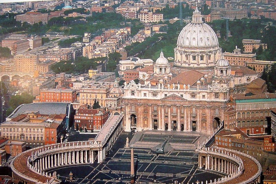 Rome: Illuminati Trail Angels & Demons Tour - Castel Sant’Angelo and the Passetto: the thriller stop that changes the tone