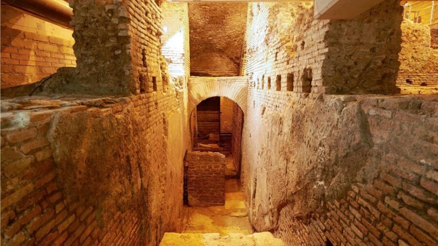 Rome: Immersive Underground and Piazzas Tour - Starting on Piazza Navona: Rome’s perfect launchpad