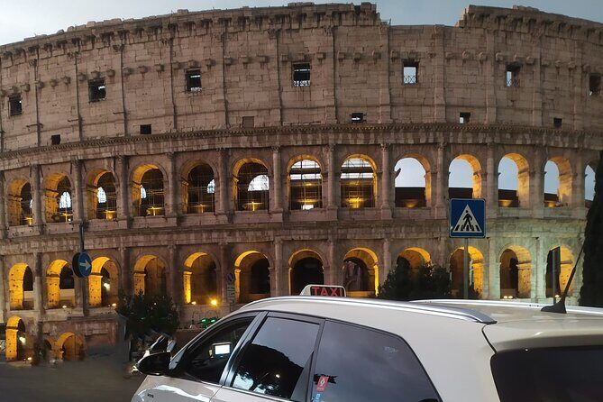 Rome in 2 Hours: Private Photo Tour of Iconic Monuments - Pickup, vehicle comfort, and the mobile ticket in practice