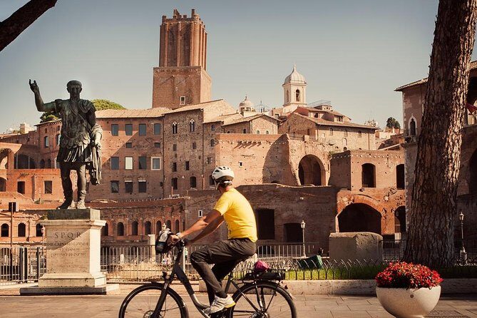 Rome in a Day Cannondale E-Bike Tour with Typical Italian Lunch - Via dei Fori Imperiali and Piazza Venezia: starting with the ancient spine