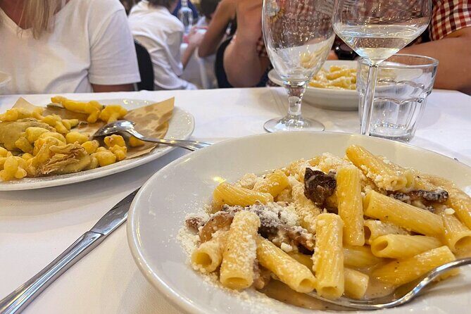 Rome in the Evening Cannondale EBike Tour with optional Dinner - Ghetto ruins to Piazza Farnese and Piazza Navona