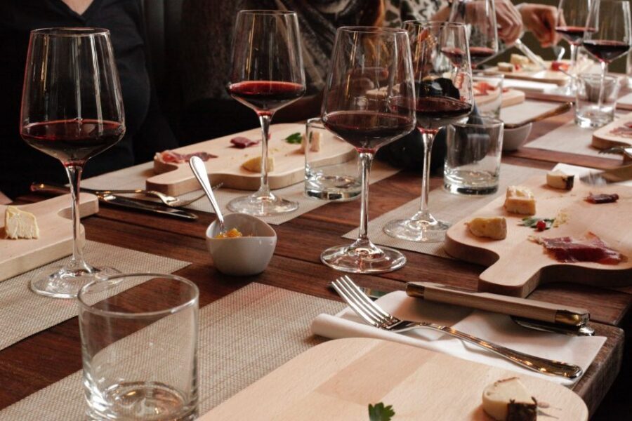 Rome: Italian Food and Wine Guided Tasting Experience - The Guide Makes It: Humor, Food Facts, and Real Tips for Rome