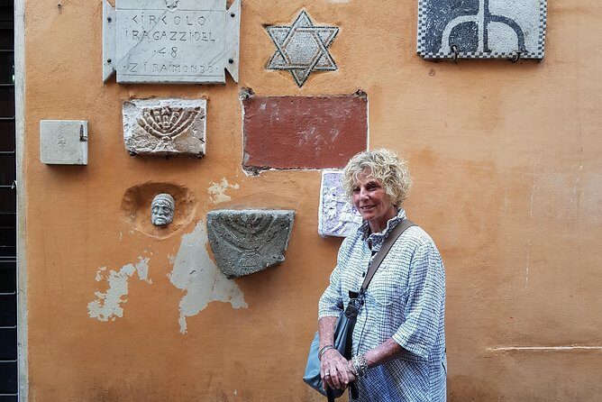 Rome Jewish District Walking Tour - Il Portico di Ottavia: fish market history and WWII memory