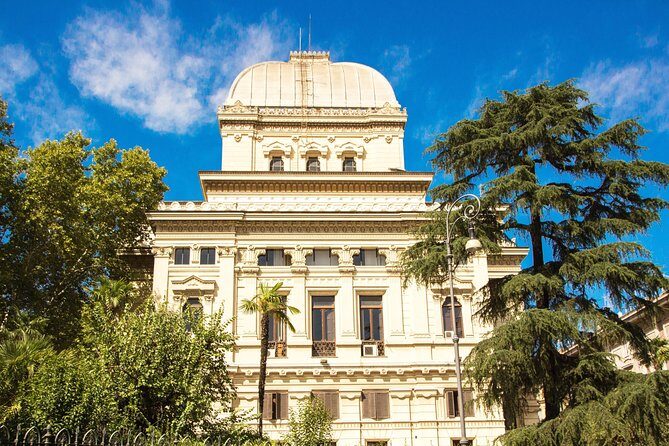 Rome: Jewish Ghetto and the Great Synagogue Private Walking Tour - Inside the Jewish Museum of Rome and the Great Synagogue complex