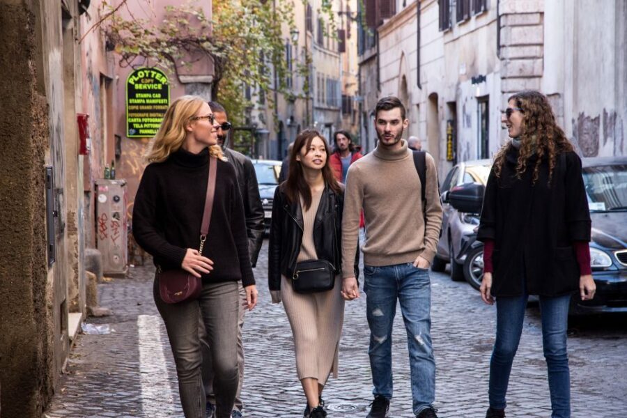 Rome: Monti Neighborhood Lunch or Dinner Food Tour - Meet at Via dei Serpenti: How the Tour Starts