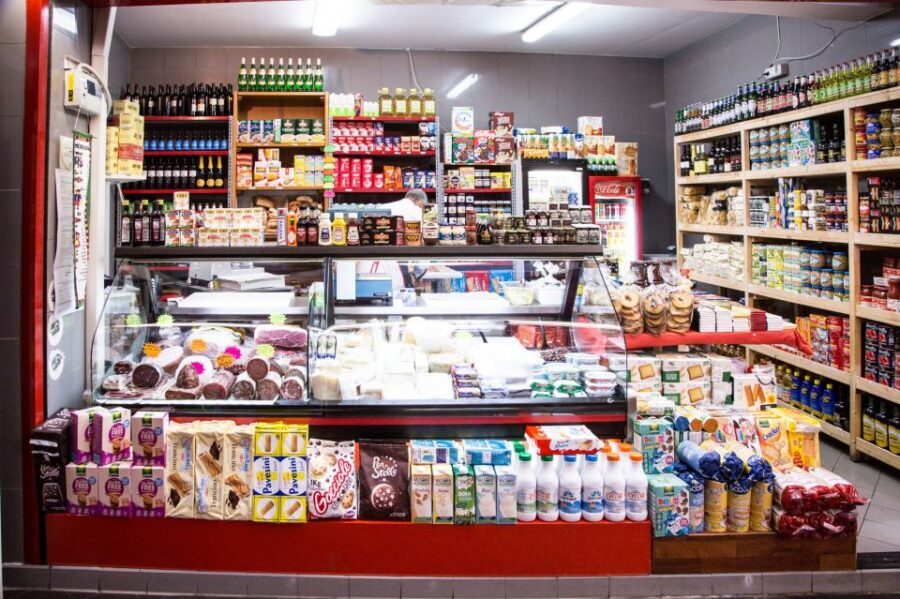 Rome: Monti Neighborhood Lunch or Dinner Food Tour - Priority Tastings and Pre-Arranged Tables: The Real Value