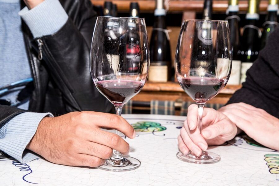 Rome: Monti Neighborhood Lunch or Dinner Food Tour - Aperitif in a Local Bar: The Warm-Up That Sets the Mood