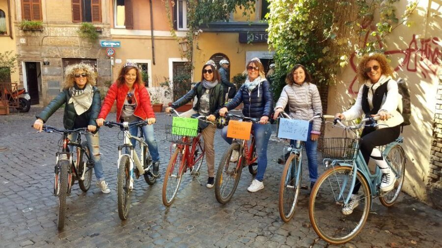 Rome: Monuments and Belvederes Bike Tour - Piazza Navona and Bernini’s Four Rivers Fountain