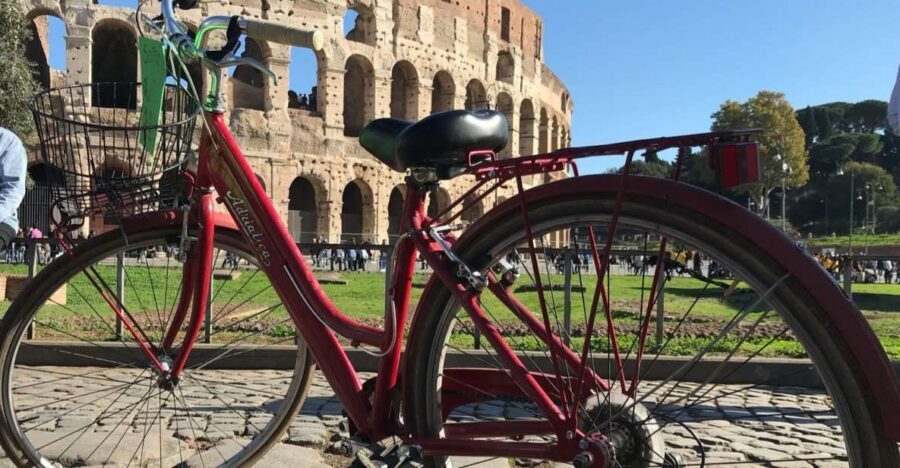 Rome: Monuments and Belvederes Bike Tour - Trastevere Narrow Streets to Aventine Hill Views