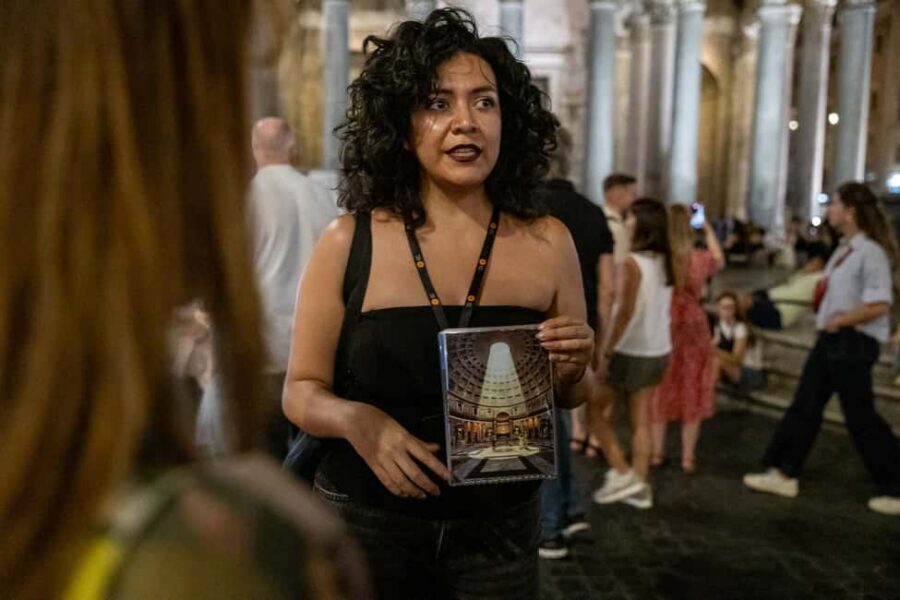 Rome: Moonlight Walking Tour – Free for Kids - Chiesa di Sant’Ignazio di Loyola: the ceiling illusion moment