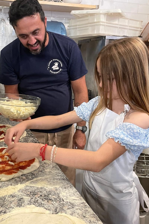 Rome: Neapolitan Pizza Cooking Class in Front of the Vatican - Pizza in the Vatican zone: what you’re really buying