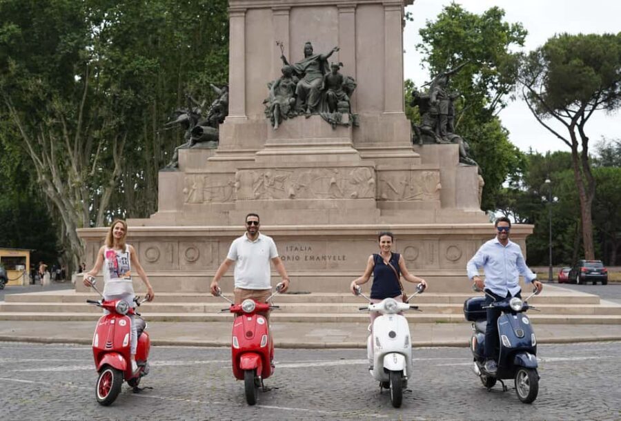 Rome: Night Photo Tour by Vespa with Aperol Spritz - Circus Maximus Pass-By: Short Ride, Strong Roman Vibe
