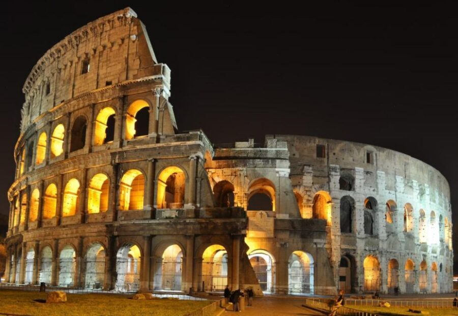 Rome: Night Tour by Golf Cart with Italian Dinner and Gelato - The night route: Colosseum area views, Pantheon area moments, and more
