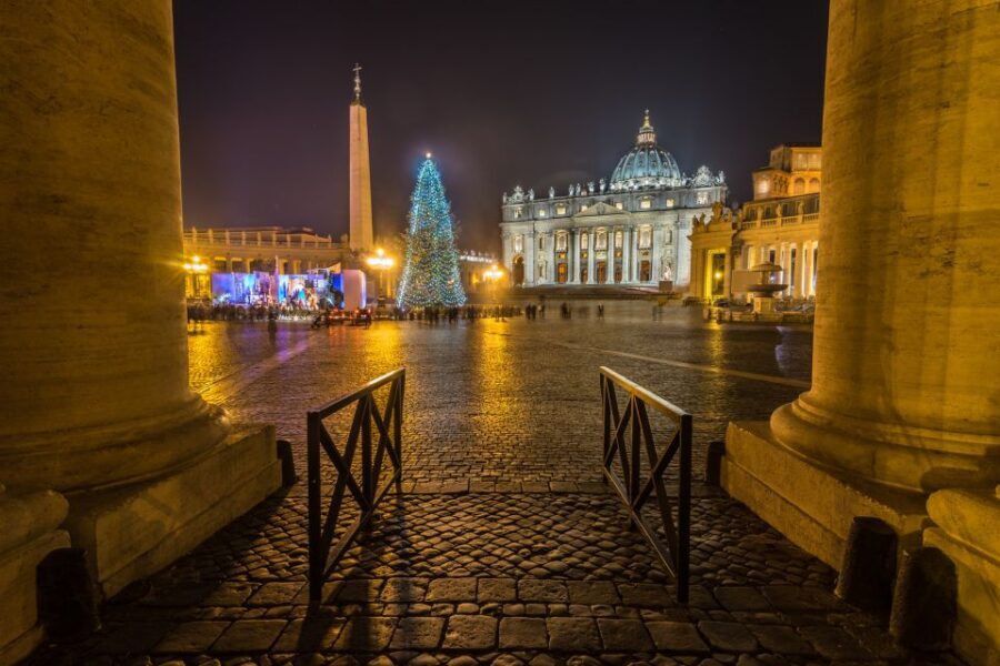 Rome: Nighttime Private Sightseeing Tour - Getting the Colosseum Moment With the Lights On