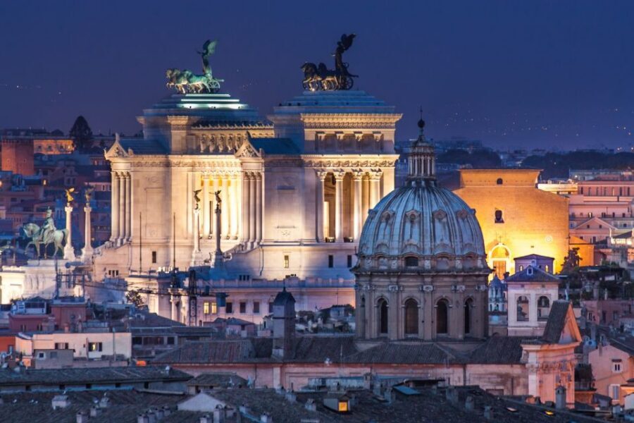 Rome: Nighttime Private Sightseeing Tour - Saint Peter Basilica From the Road: What You Can Expect