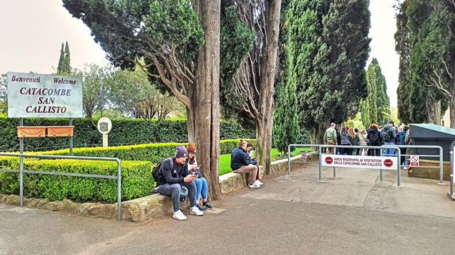 Rome: Official Catacombs Guided Tour with Golf Cart Shuttle - Who this tour fits best (and who should skip)