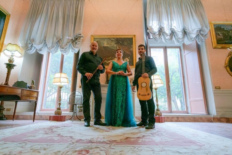 Rome: Opera Concert in Palazzo Doria Pamphilj - Optional dinner at Il piccolo Vicolo near Navona: a smart add-on