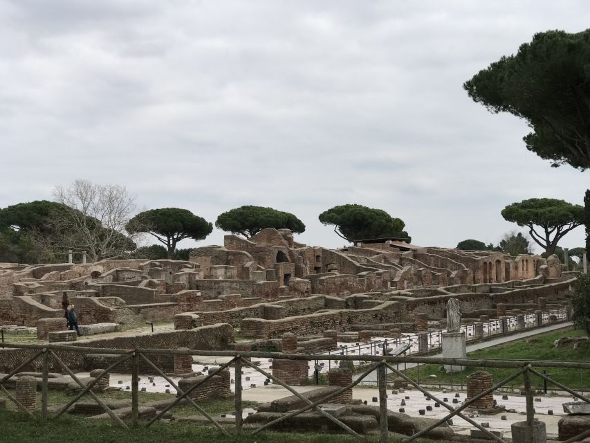 Rome: Ostia Antica Private Van Tour with an Archaeologist - Meeting the PhD Archaeologist Guide (and Ferdinando’s Style of Explaining)