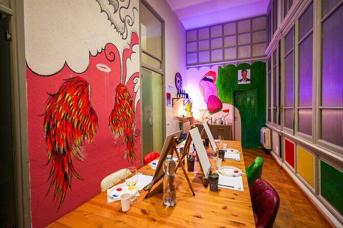 Rome: Paint & Sip Experience in Piazza Navona - What happens during the 2 hours of paint-and-sip