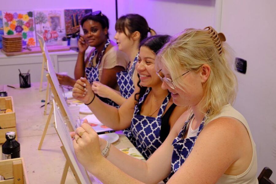 Rome: Painting Class with Unlimited Wine - Inside the class: the 17th-century palazzo vibe