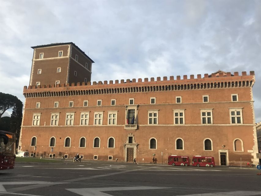 Rome: Palazzo Venezia Reserved Entrance with Museum - What you should know before you go (so the day stays easy)