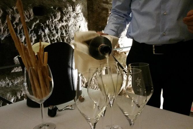 Rome Pantheon: Fine Food & Wine Pairing Dinner with Sommelier - Price and Value: What $145.18 Buys You in Rome