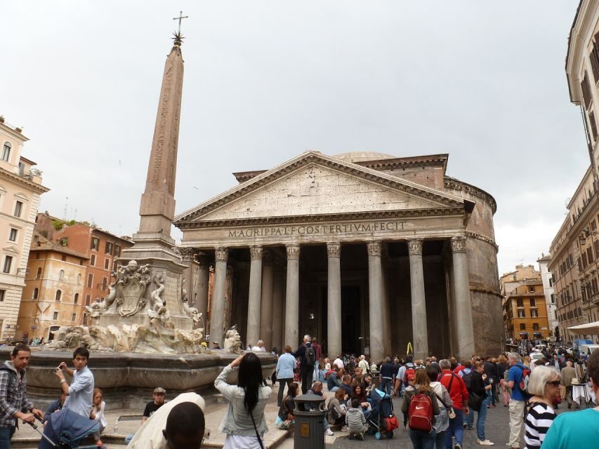Rome: Pantheon Guided Tour with Entry Ticket and Headsets - Inside the Pantheon: what the guide helps you see