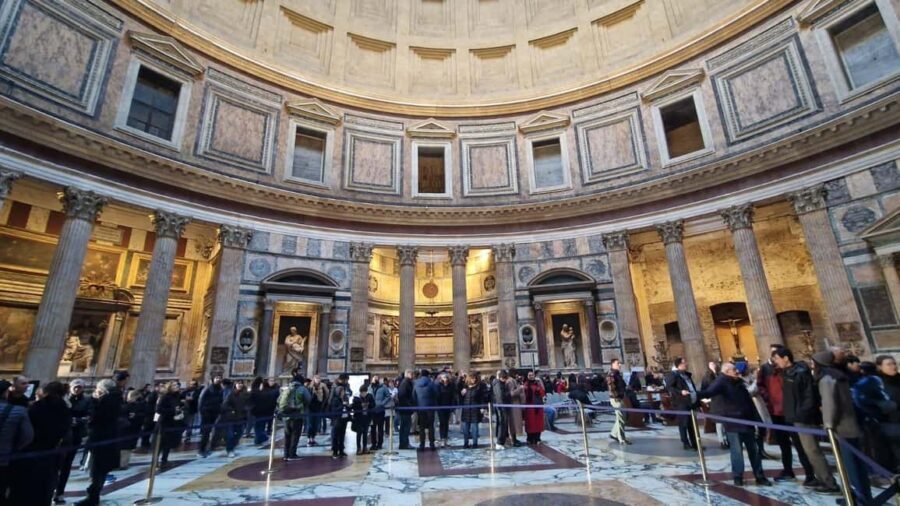 Rome: Pantheon Guided Tour with Reserved Entry Ticket - From Roman temple to a Christian church: layers you can actually spot