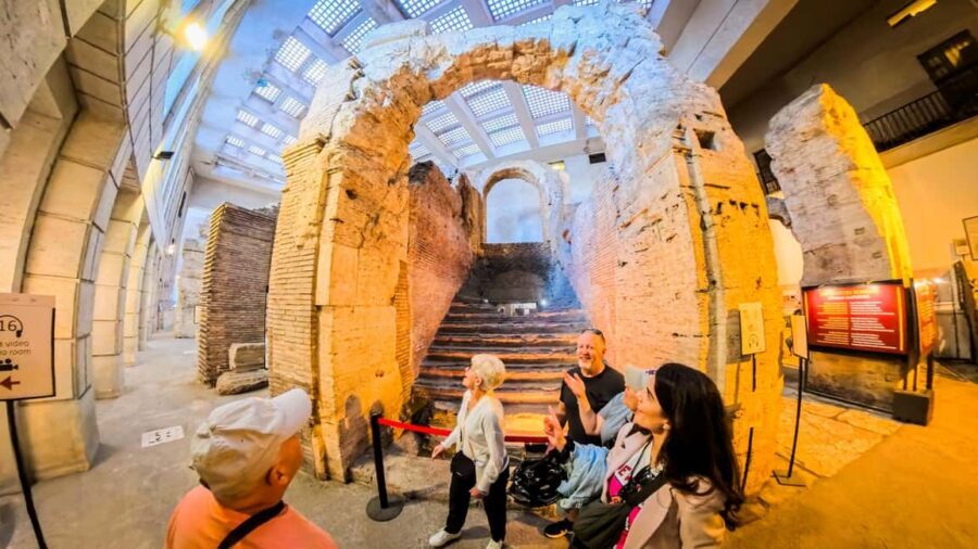 Rome: Pantheon neighborhood tour & Underground Piazza Navona - Price and timing: is $51.54 worth it?