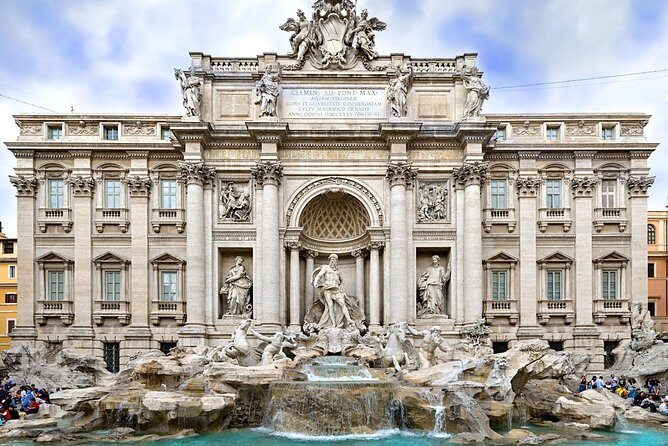 Rome: Pantheon, Spanish Steps, Navona and Trevi Private Tour - Trevi Fountain: more than the postcard shot